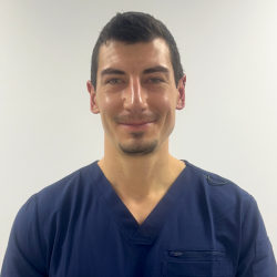 karl-mercera Dr vétérinaire Karl Mercera