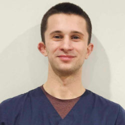 Dr vétérinaire Mathis Blagojevic