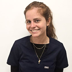 Dr vétérinaire AROTZKER Elsa Dr AROTZKER Elsa